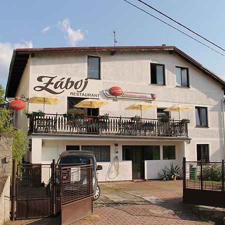 Záboj restaurant Hotel KLV Exterior foto