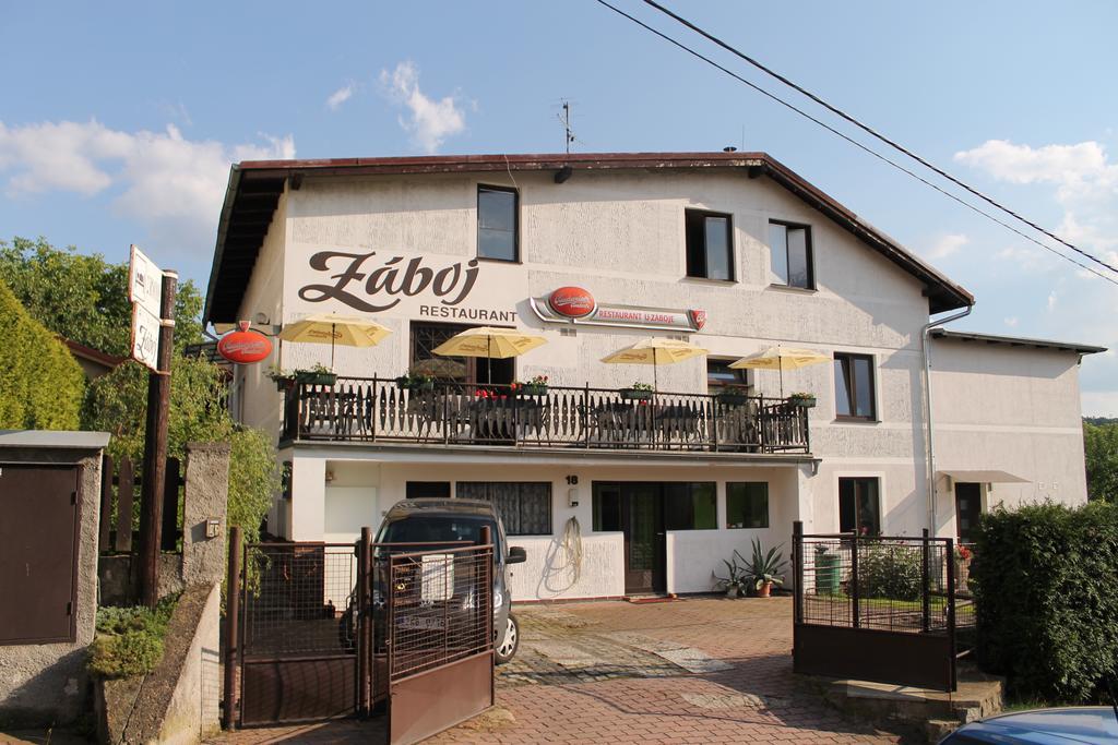 Záboj restaurant Hotel KLV Exterior foto